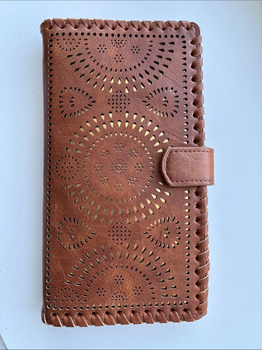 Madison West Tan Vegan Leather Laser-Cut Fold-Over Wallet Clutch EUC